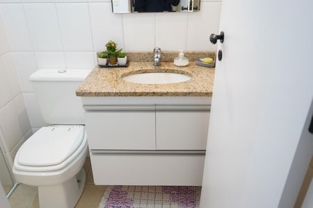 Apartamento à venda com 64m², 2 quartos e 2 vagasBanheiro