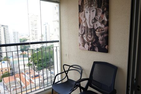 Sacada de apartamento à venda com 2 quartos, 64m² em Vila Bertioga, São Paulo