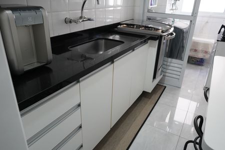 Apartamento à venda com 64m², 2 quartos e 2 vagasCozinha
