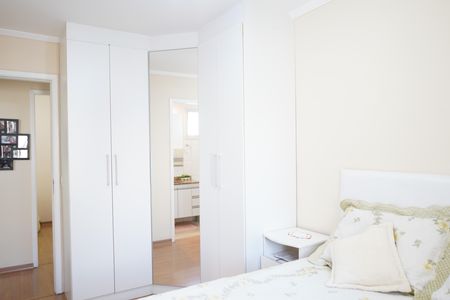 Suite de apartamento à venda com 2 quartos, 64m² em Vila Bertioga, São Paulo