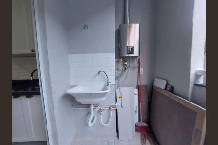 Área de Serviço de apartamento para alugar com 2 quartos, 45m² em Várzea de Baixo, São Paulo