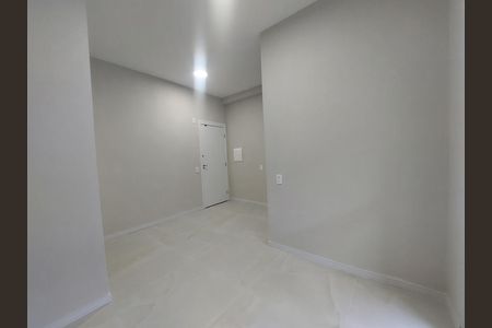 Apartamento para alugar com 2 quartos, 45m² em Várzea de Baixo, São Paulo