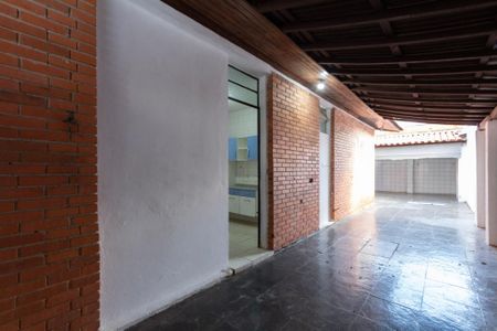 Casa para alugar com 146m², 3 quartos e 4 vagas Casa para alugar com 146m², 3 quartos e 4 vagasQuintal
