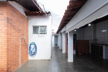 Casa para alugar com 146m², 3 quartos e 4 vagas Casa para alugar com 146m², 3 quartos e 4 vagasQuintal