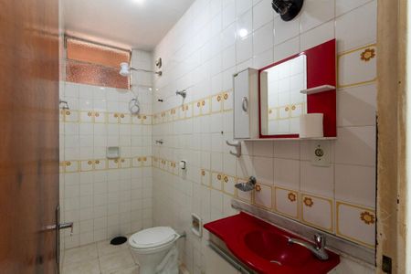 Casa para alugar com 146m², 3 quartos e 4 vagas Casa para alugar com 146m², 3 quartos e 4 vagasBanheiro Social