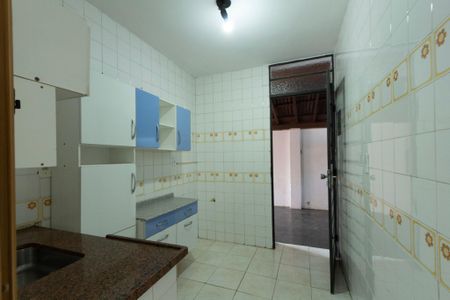 Casa para alugar com 146m², 3 quartos e 4 vagas Casa para alugar com 146m², 3 quartos e 4 vagasCozinha