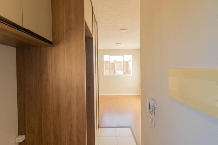 Apartamento para alugar com 38m², 2 quartos e 1 vaga Apartamento para alugar com 38m², 2 quartos e 1 vagaCozinha e Área de Serviço