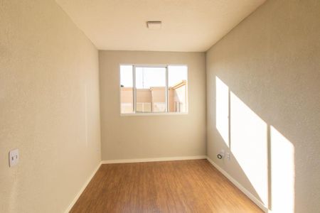Sala de apartamento à venda com 2 quartos, 38m² em Campo de Santana, Curitiba
