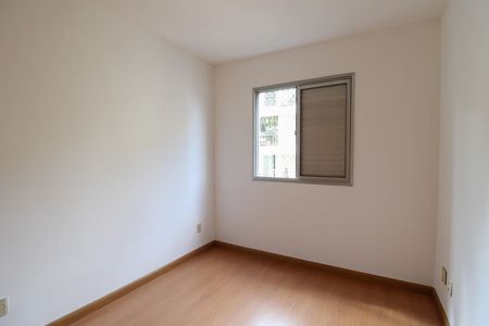 Apartamento à venda com 64m², 3 quartos e 1 vagaQuarto 2