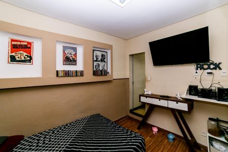 Casa para alugar com 100m², 3 quartos e 1 vaga Casa para alugar com 100m², 3 quartos e 1 vagaSuíte