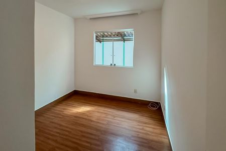 Casa para alugar com 3 quartos, 120m² em Horto Florestal, Belo Horizonte
