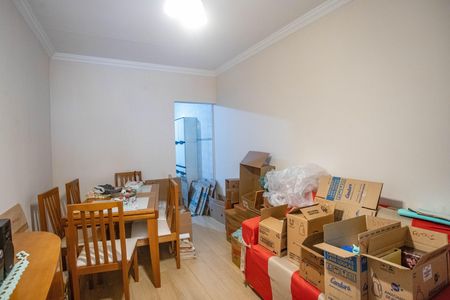 Sala de casa para alugar com 2 quartos, 70m² em Jardim Miriam, São Paulo