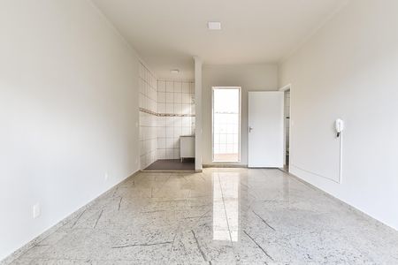 Casa para alugar com 70m², 1 quarto e sem vaga Casa para alugar com 70m², 1 quarto e sem vagaSala