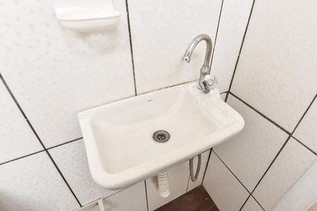 Casa para alugar com 70m², 1 quarto e sem vaga Casa para alugar com 70m², 1 quarto e sem vagaBanheiro