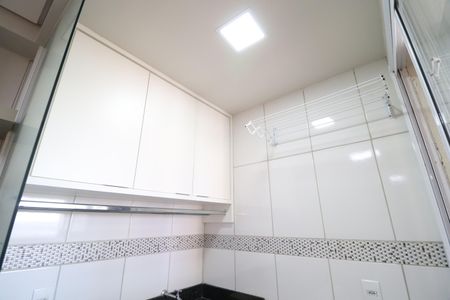 Apartamento para alugar com 62m², 2 quartos e 1 vagaÁrea de Serviço