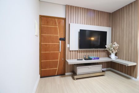 Apartamento para alugar com 62m², 2 quartos e 1 vagaSala