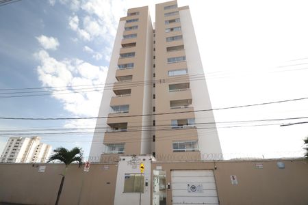 Apartamento para alugar com 62m², 2 quartos e 1 vagaFachada