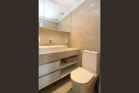 Apartamento à venda com 120m², 1 quarto e 2 vagasBanheiro 2