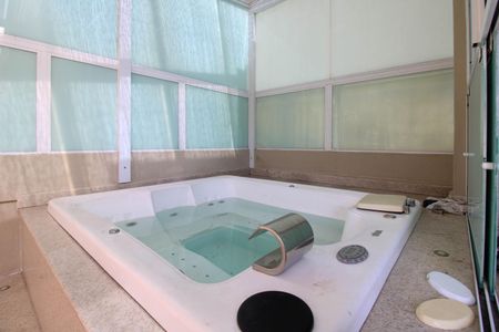 Apartamento à venda com 120m², 1 quarto e 2 vagasCobertura 