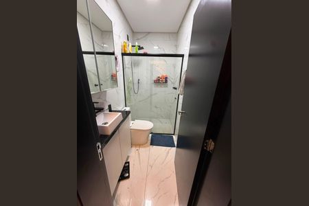 Casa para alugar com 115m², 3 quartos e 1 vagaBanheiro