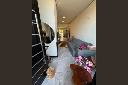 Sala de casa para alugar com 3 quartos, 115m² em Cadiz, Gravataí