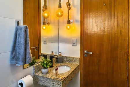 Apartamento para alugar com 64m², 2 quartos e 1 vaga Apartamento para alugar com 64m², 2 quartos e 1 vagaBanheiro da Suíte