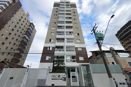 Apartamento para alugar com 64m², 2 quartos e 1 vaga Apartamento para alugar com 64m², 2 quartos e 1 vagaFachada