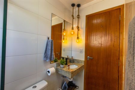 Apartamento para alugar com 64m², 2 quartos e 1 vaga Apartamento para alugar com 64m², 2 quartos e 1 vagaBanheiro da Suíte
