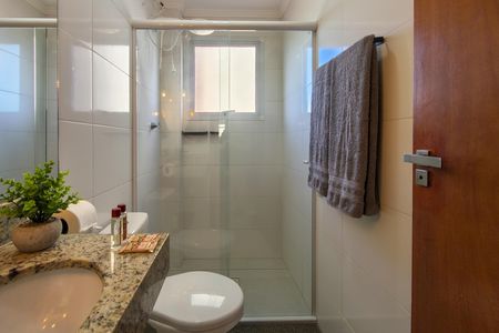 Apartamento para alugar com 64m², 2 quartos e 1 vaga Apartamento para alugar com 64m², 2 quartos e 1 vagaBanheiro
