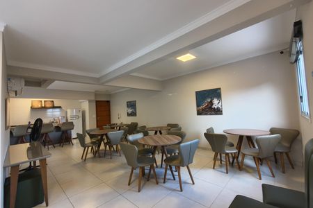 Apartamento para alugar com 64m², 2 quartos e 1 vaga Apartamento para alugar com 64m², 2 quartos e 1 vagaÁrea comum - Salão de festas