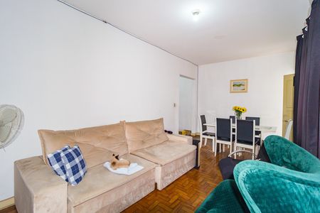 Apartamento à venda com 154m², 3 quartos e sem vaga Apartamento à venda com 154m², 3 quartos e sem vagaSala
