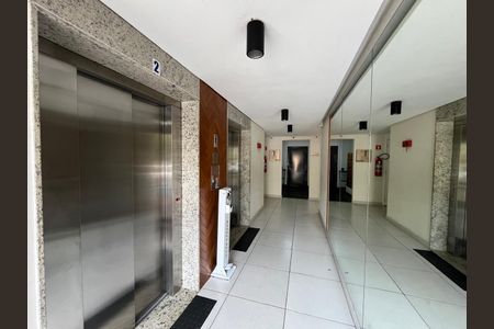 Apartamento à venda com 55m², 2 quartos e 1 vagaHall