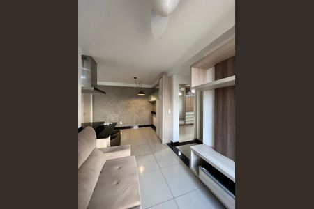 Sala de apartamento à venda com 2 quartos, 48m² em Vila Satúrnia, Campinas