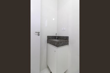 Apartamento para alugar com 44m², 2 quartos e sem vaga Apartamento para alugar com 44m², 2 quartos e sem vagaBanheiro