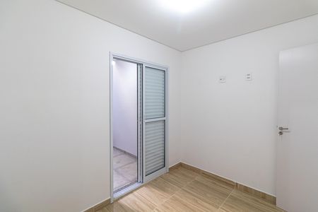 Quarto 2 de apartamento para alugar com 2 quartos, 44m² em Jardim Hercilia, São Paulo