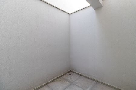 Apartamento para alugar com 44m², 2 quartos e sem vaga Apartamento para alugar com 44m², 2 quartos e sem vagaVaranda Quarto 2