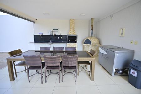 Apartamento à venda com 2 quartos, 56m² em Vila Rosa, Goiânia
