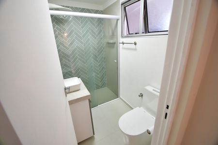 Banheiro de apartamento para alugar com 1 quarto, 45m² em Centro, Campinas