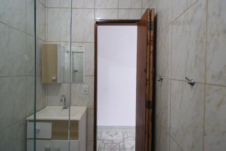 Casa para alugar com 60m², 2 quartos e sem vagaBanheiro