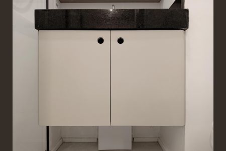 Studio para alugar com 33m², 1 quarto e sem vaga Studio para alugar com 33m², 1 quarto e sem vagaBanheiro