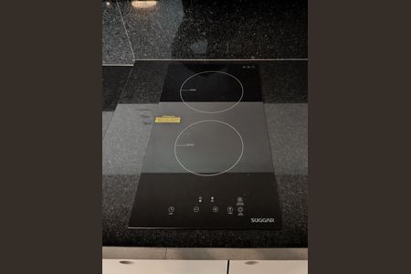 Cozinha de kitnet/studio para alugar com 1 quarto, 33m² em Pinheiros, São Paulo