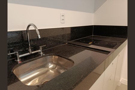 Studio para alugar com 33m², 1 quarto e sem vaga Studio para alugar com 33m², 1 quarto e sem vagaCozinha
