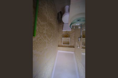 Casa de condomínio à venda com 75m², 2 quartos e 1 vagaLavabo