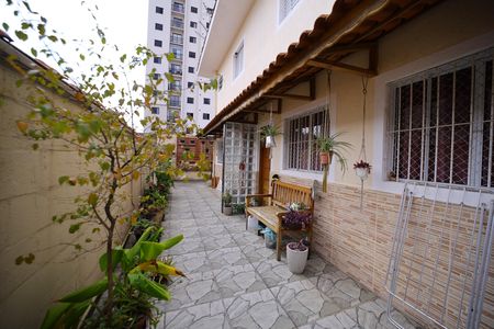 Casa de condomínio à venda com 75m², 2 quartos e 1 vagaÁrea comum