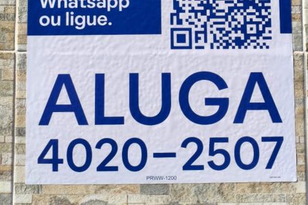Casa de condomínio à venda com 65m², 2 quartos e 1 vaga Casa de condomínio à venda com 65m², 2 quartos e 1 vagaFachada