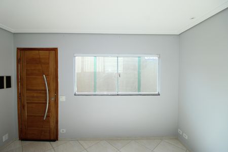 Casa de condomínio à venda com 65m², 2 quartos e 1 vagaSala