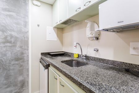 Apartamento à venda com 37m², 1 quarto e 1 vaga Apartamento à venda com 37m², 1 quarto e 1 vagaCozinha