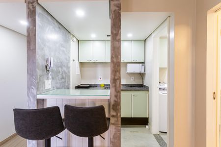 Cozinha de apartamento à venda com 1 quarto, 37m² em Moema, São Paulo