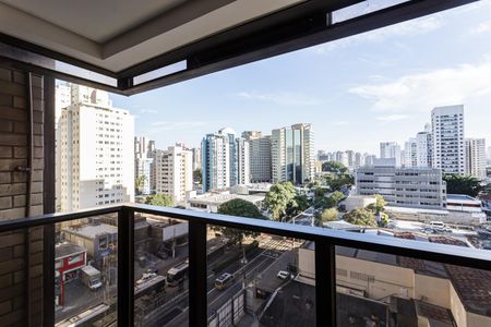 Apartamento à venda com 37m², 1 quarto e 1 vaga Apartamento à venda com 37m², 1 quarto e 1 vagaVaranda