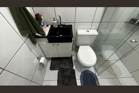 Casa à venda com 138m², 3 quartos e 2 vagas Casa à venda com 138m², 3 quartos e 2 vagasBanheiro da Suíte